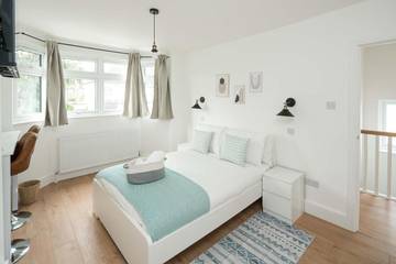 Maison d’hôte pour 2 personnes, avec jardin et terrasse dans Borough londonien de Croydon