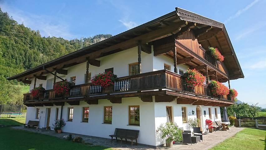 Ferienhaus für 4 Personen, mit Garten in Kramsach