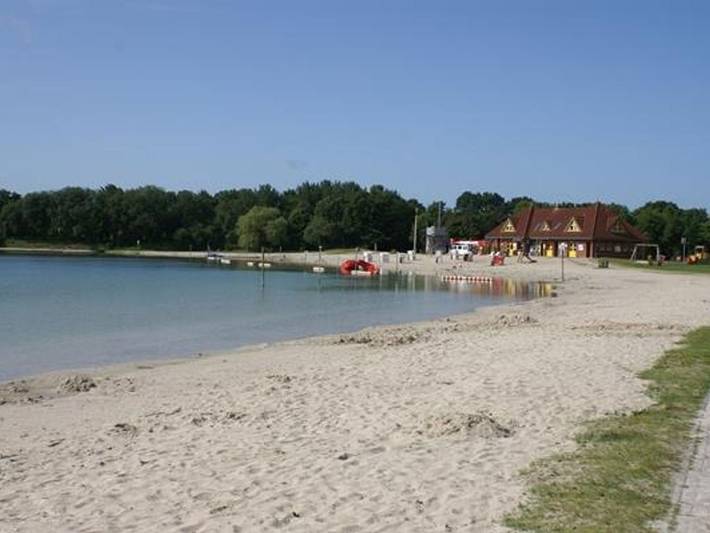 Ferienhaus für 4 Personen, mit Garten und Terrasse sowie Seeblick, mit Haustier in Niedersachsen - 3