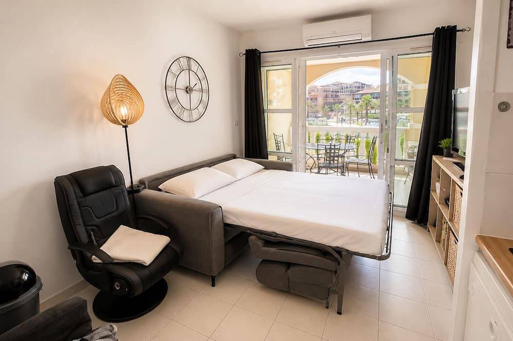 Appartement entier, Studio cabine centre Village vacances Cap Estérel in Cap Estérel, Saint-Raphaël