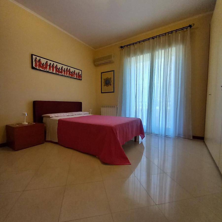 New Magnolia House in Belpasso, Etna