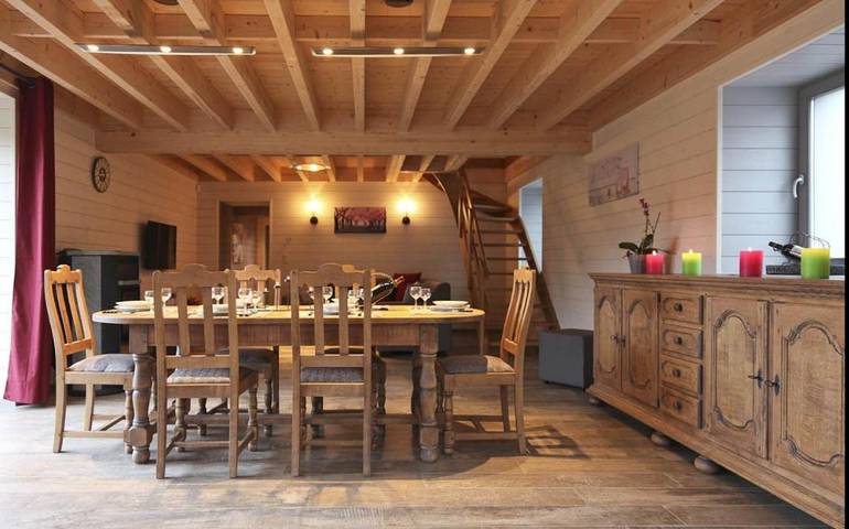 Location de vacances pour 6 personnes, avec piscine et jardin dans Cockaifagne