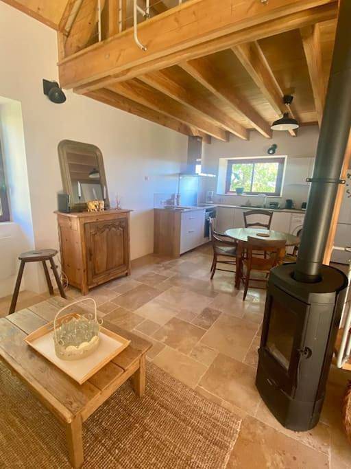 Two-Bedroom House in Cazillac, Lot