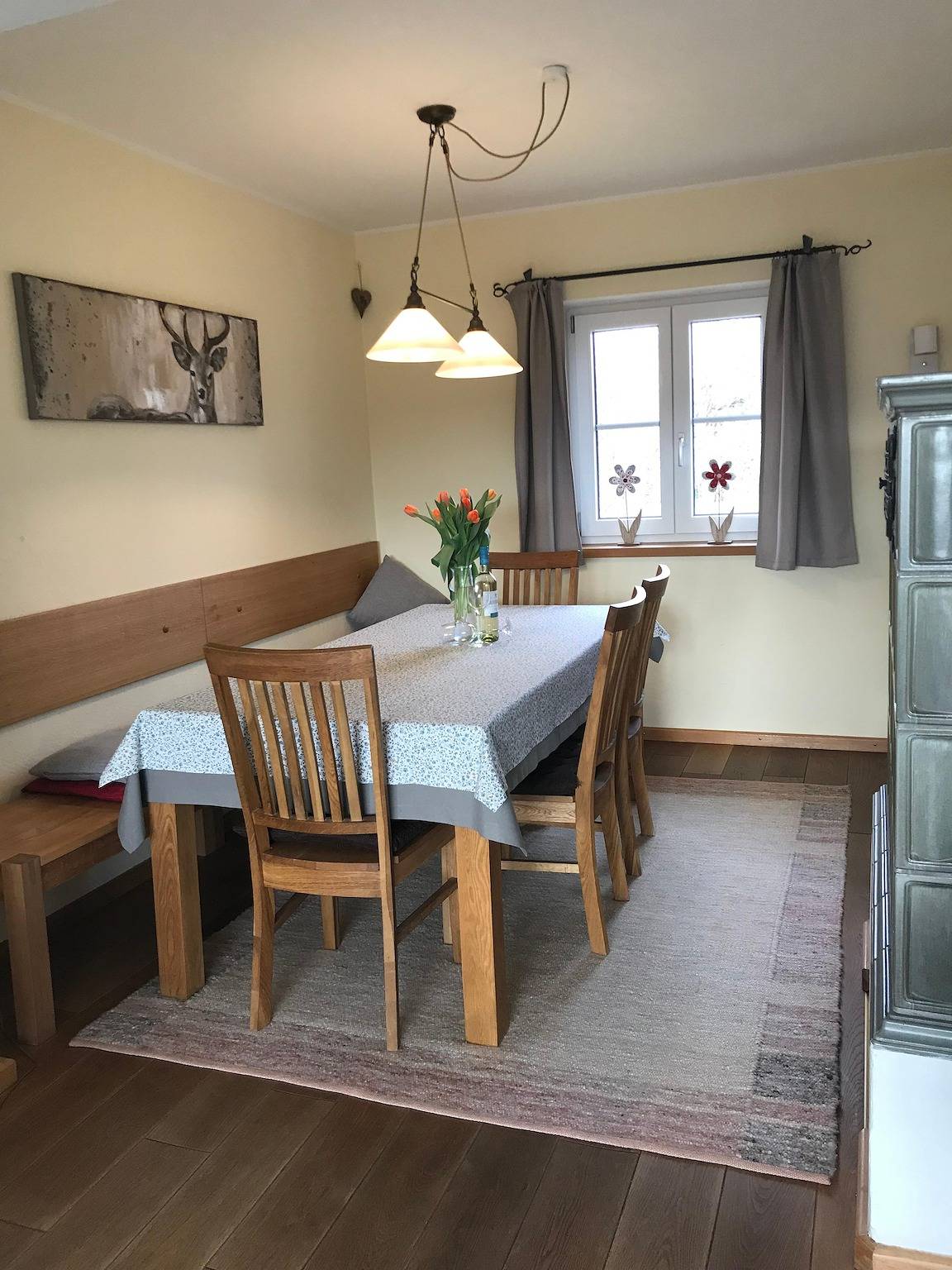 Landhaus Westerbuchberg - Idyllisches Landhaus, 150qm, für bis zu 9 Personen mit großem Garten in Übersee, Chiemsee