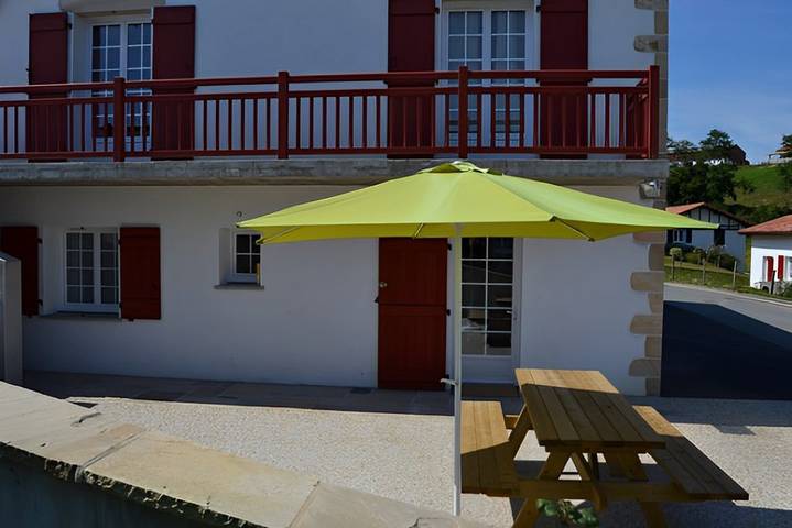 Appartement de vacances pour 2 personnes, avec terrasse, animaux acceptés en Pyrénées-Atlantiques