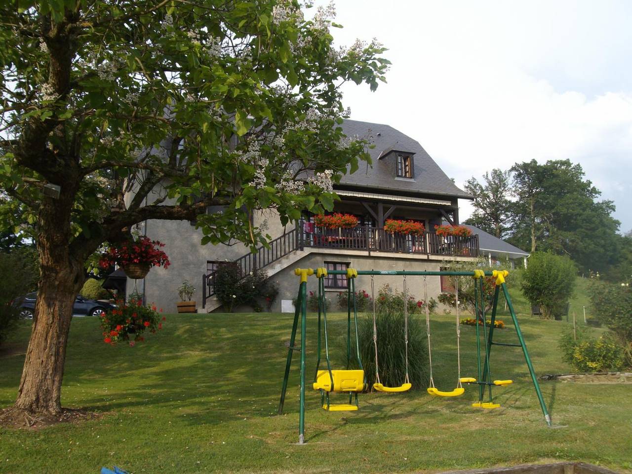 Eva in Julos, Hautes-Pyreneeën