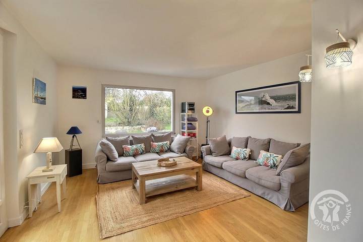 Gîte pour 6 personnes, avec jardin et terrasse