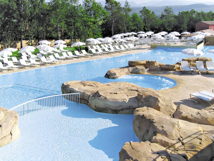 Location de vacances pour 10 personnes, avec terrasse ainsi que bassin pour enfant et sauna à Fayence - 2