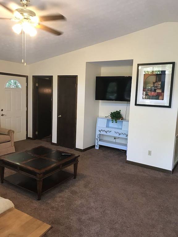 Kürbis hohl Baumkronenhaus in Anderson County