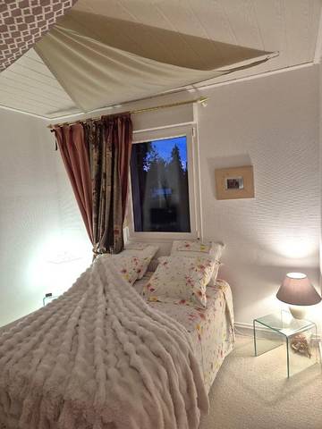 Cottage pour 2 personnes, avec terrasse à Monthureux-sur-Saône