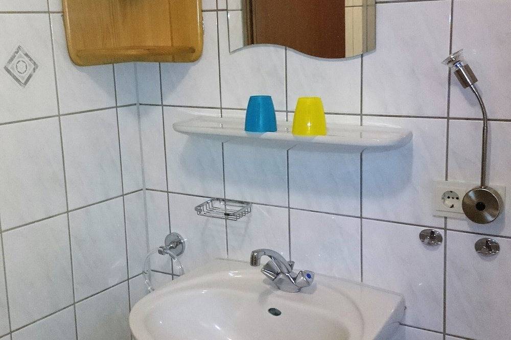 Ganze Wohnung, 3-star apartment 2 Robert Schad in Herbstein, Vogelsberg Region