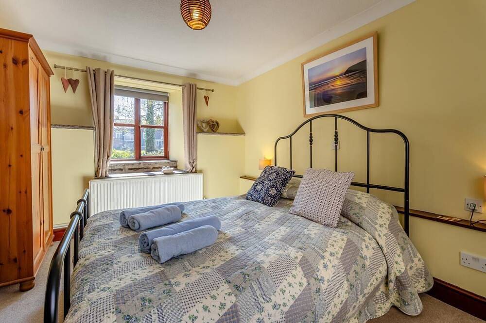 2 Bed in Llangorse (oc-p31754) in Brecon Beacons