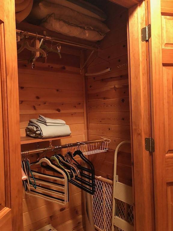 Lake Adger - Lakefront Charmin in Polk County NC