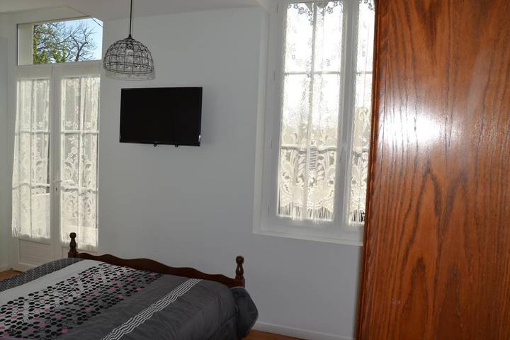 Chambre d’hôte pour 2 personnes, avec sauna et piscine ainsi que vue et jardin à Lourdes - 4