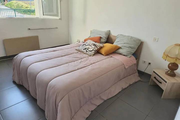 Gîte pour 6 personnes, avec jardin à Les Martres-de-Veyre - 2