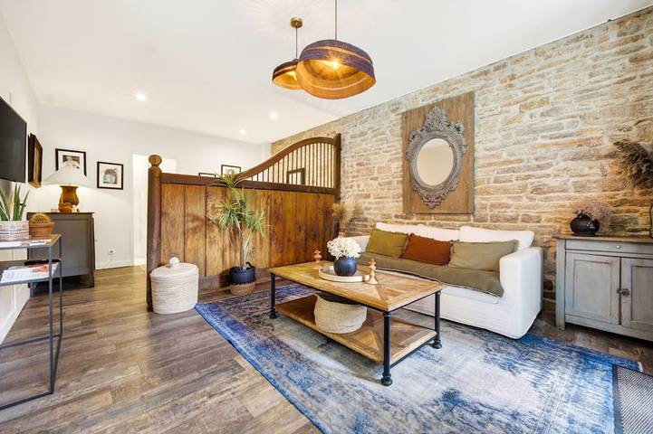 Gîte pour 4 personnes, avec Terrasse à Vignoles