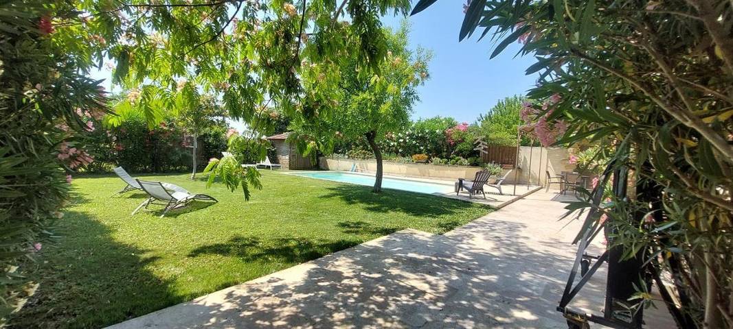 Location de vacances pour 5 personnes, avec piscine et jardin à Courthézon - 4