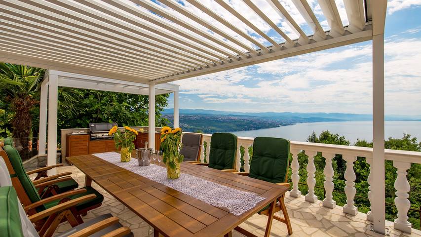 Villa für 16 Personen, mit Terrasse und Garten in Opatija Riviera - 2