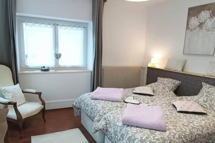 Gîte pour 4 personnes, animaux acceptés dans Abbaye Saint Colomban et Son Cloitre