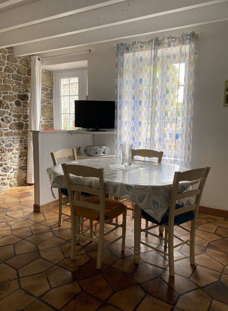 Gîte au calme près de St Malo et St-Jacut-de-la-Mer in Créhen, Région de Dinan