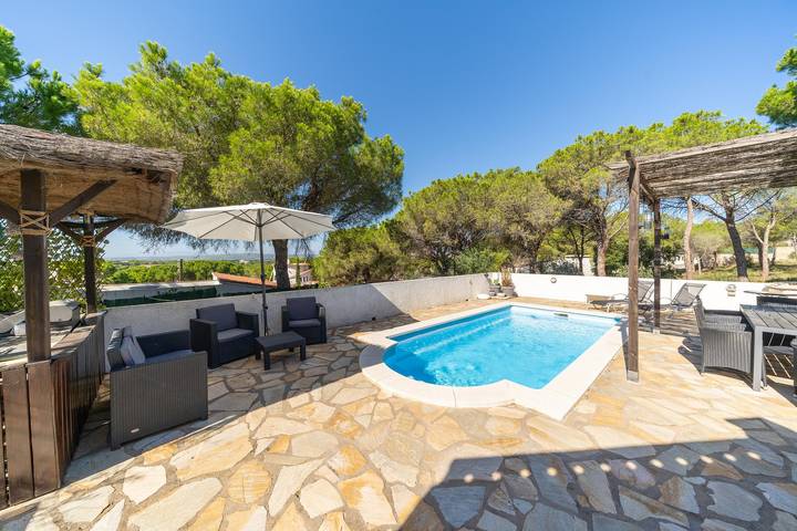 Casa rural para 8 personas, con terraza y jardín en La Escala