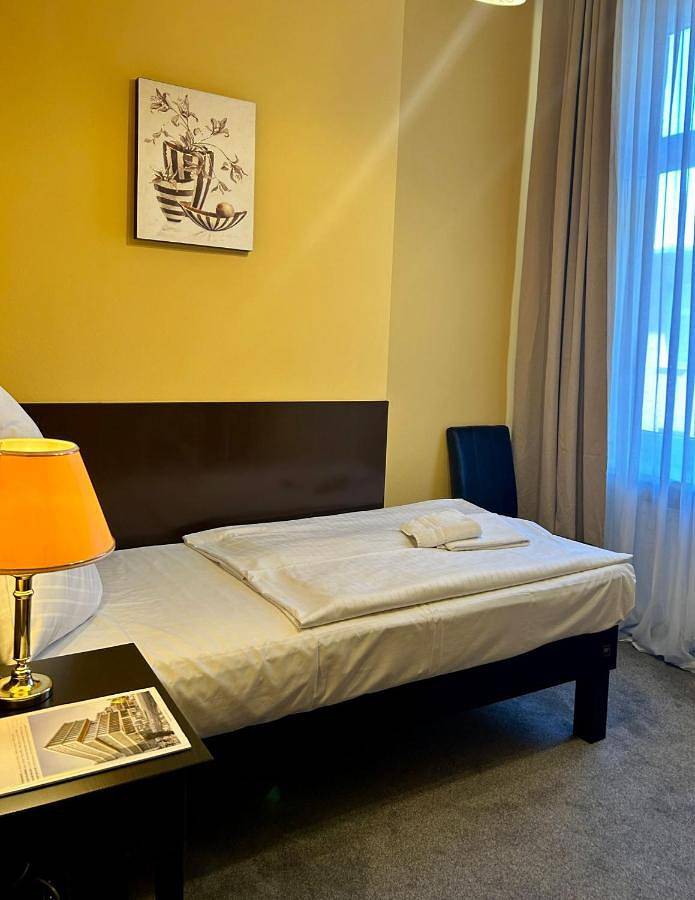 Hotel für 2 Personen, mit Terrasse und Garten in Charlottenburg Berlin - 4