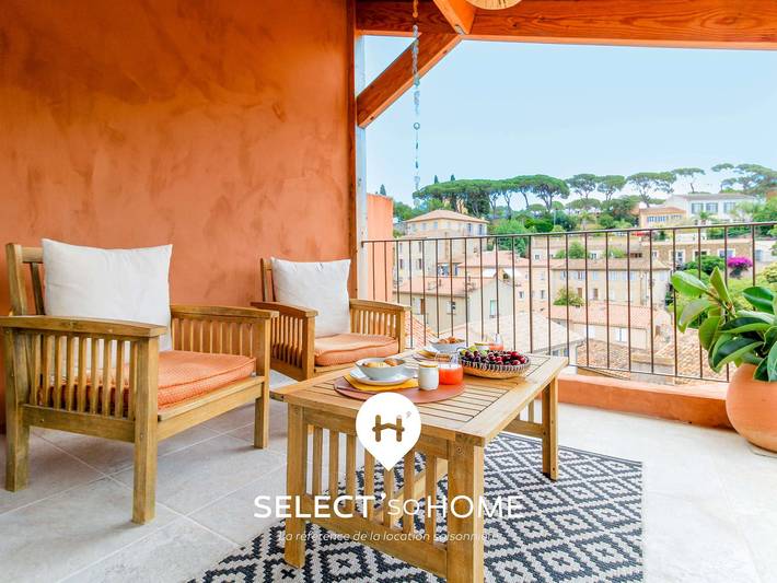 Gîte pour 4 personnes, avec Jardin dans Office De Tourisme De Bormes Les Mimosas - Le Port