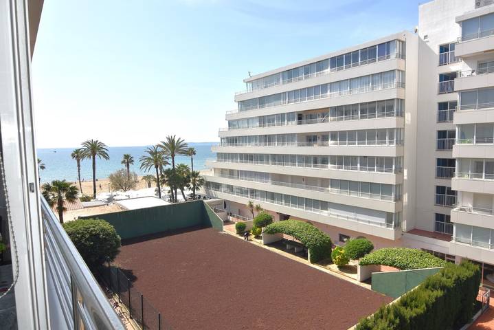 Studio pour 4 personnes, avec terrasse ainsi que piscine et vue sur l’océan, animaux acceptés
