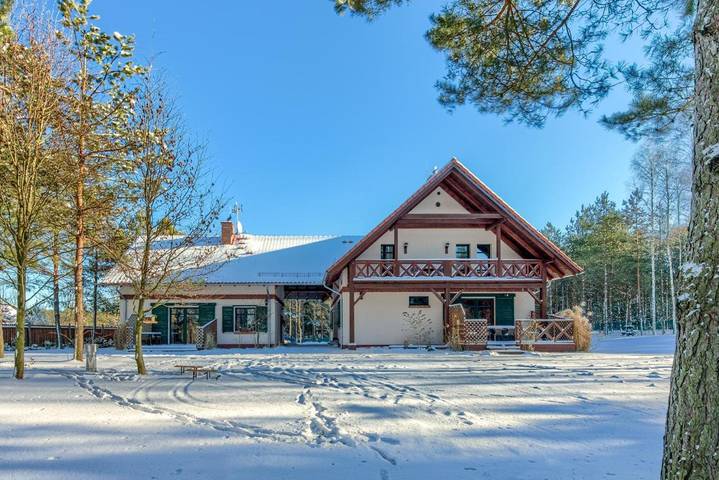 Domek letniskowy dla 8 osób, z ogród i widok na jezioro oraz widok w Pojezierze Iławskie