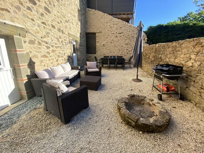 Gîte pour 8 personnes, avec piscine, animaux acceptés