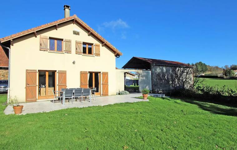 Gîte pour 6 personnes, avec Terrasse et Jardin