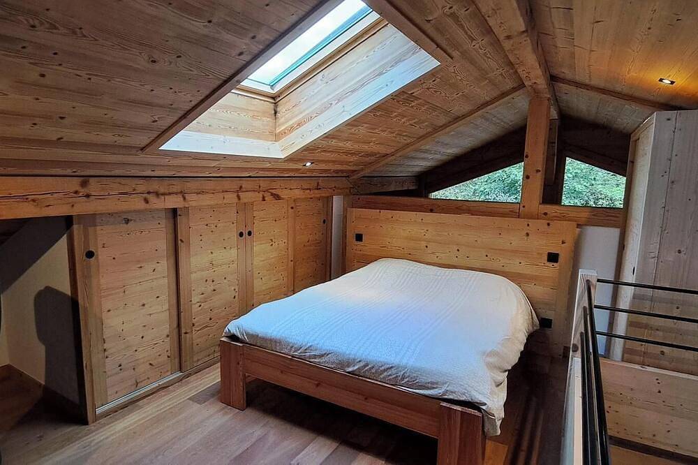 Chalet with panoramic view, not overlooked, close to Chamonix in Passy, Pays du Mont-Blanc