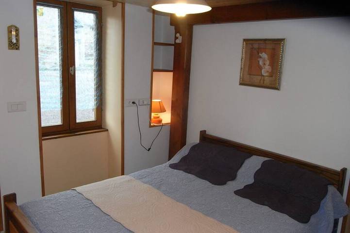 Location de vacances pour 5 personnes, animaux acceptés à Marcenat - 2