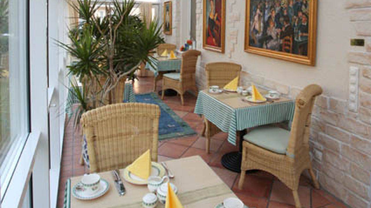 Doppelzimmer für 2 Personen in Dresden in Blasewitz, Dresden