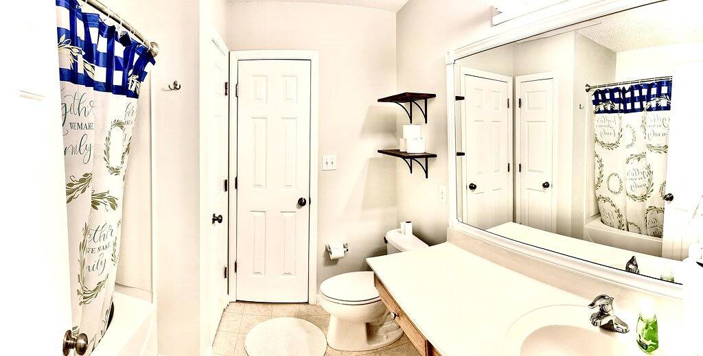 Executive & Luxury 2bedroom Townhome in Greensboro, Guilford County