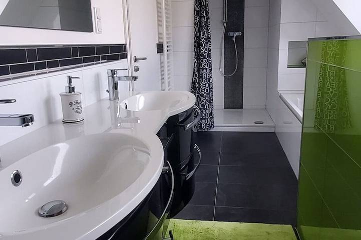 Ferienwohnung für 3 Personen, mit Balkon in Düsseldorf - 4