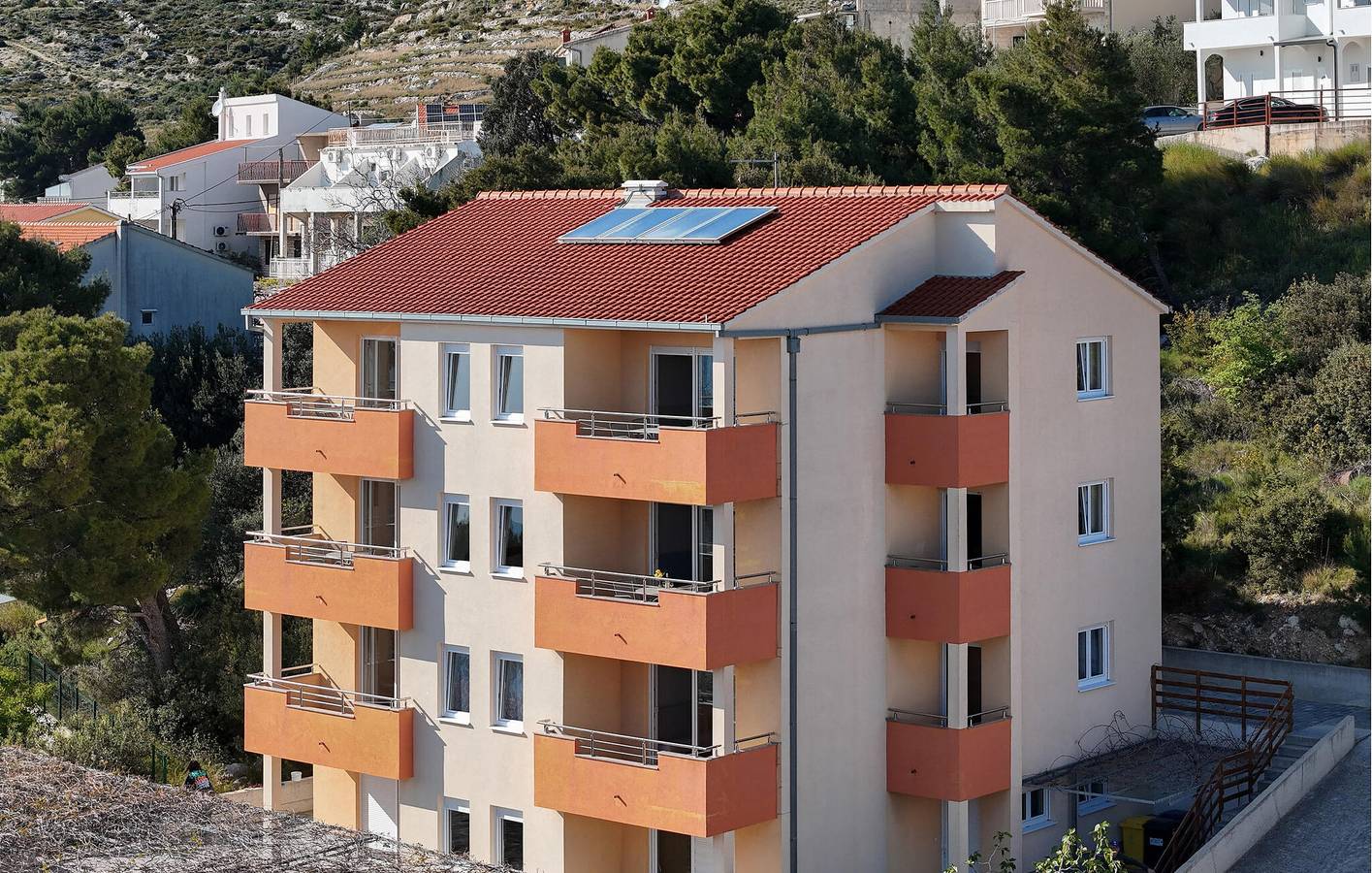 Cały apartament wypoczynkowy, Apartament wakacyjny dla 3 osób z taras in Dugi Rat, Żupania splicko-dalmatyńska