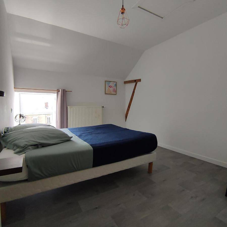 Appartement entier, Three-Bedroom Apartment in Rorthais, Mauléon