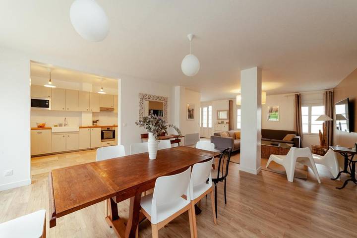 Location de vacances pour 11 personnes, avec jardin dans Mesnil-Val Plage - 2