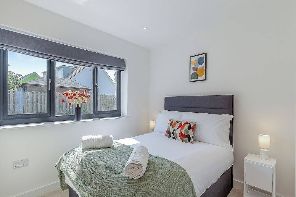 3 bedroom accommodation in Helston in Kynance Cove, Cornwall