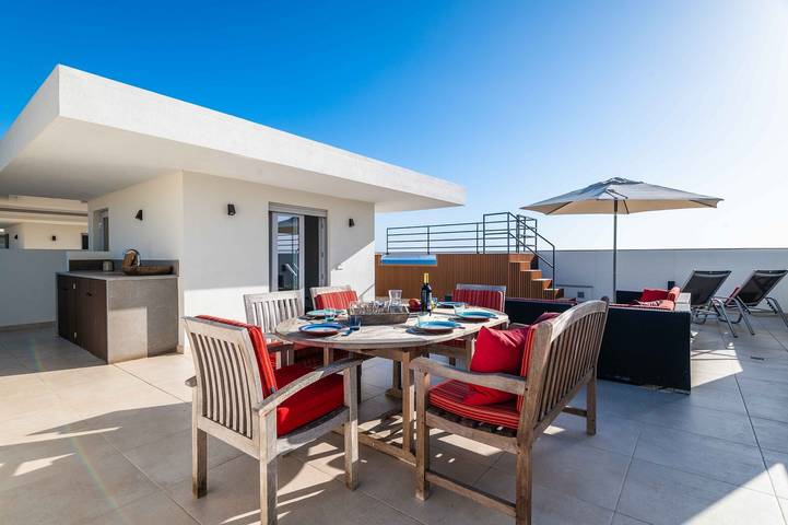Penthaus für 6 Personen, mit Balkon/Terrasse und Pool sowie Balkon - 1