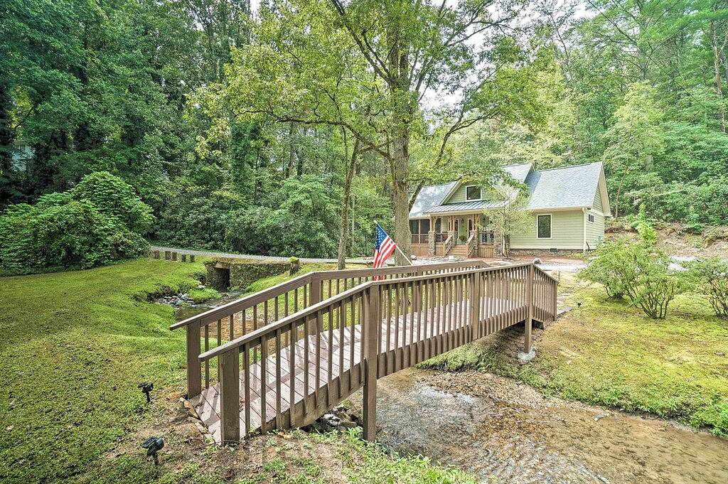 Hootenanny at Horton Creek: Creekside Escape! in Chattahoochee National Forest