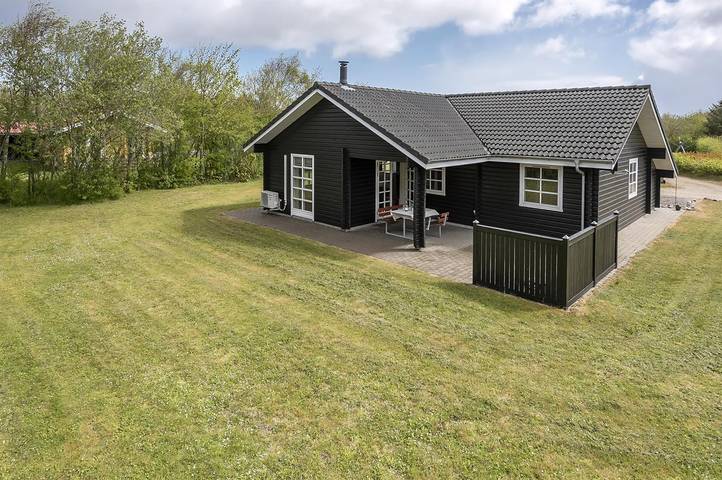 Ferienhaus für 6 Personen, mit Terrasse und Whirlpool - 1