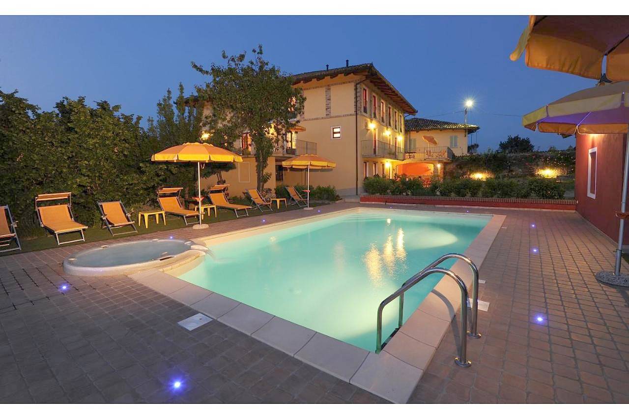 Agriturismo Bianconiglio in Monforte d'Alba, Langhe