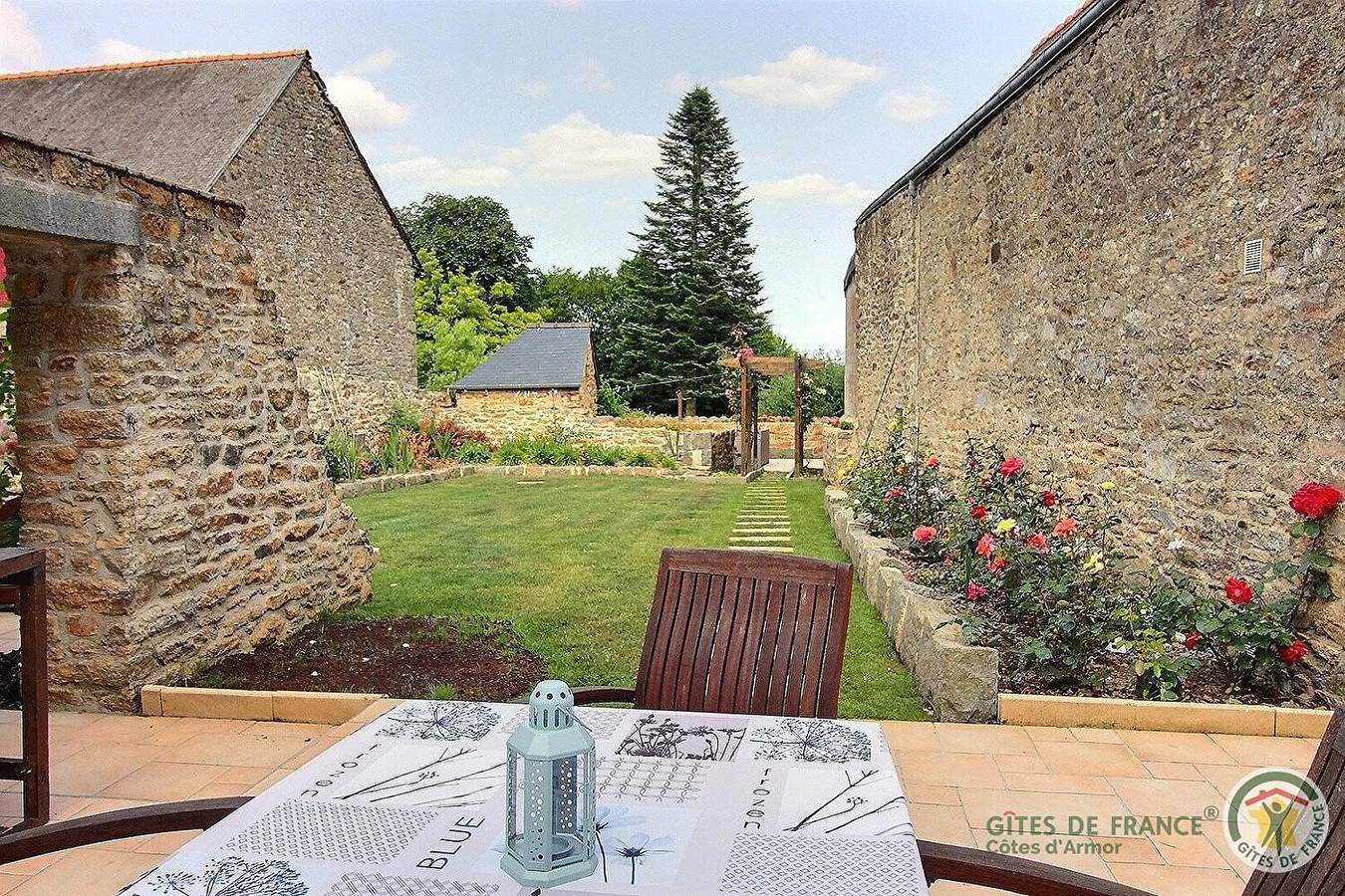 L'Ancienne Boulangerie - Grenier in Le Mené, Région de Dinan