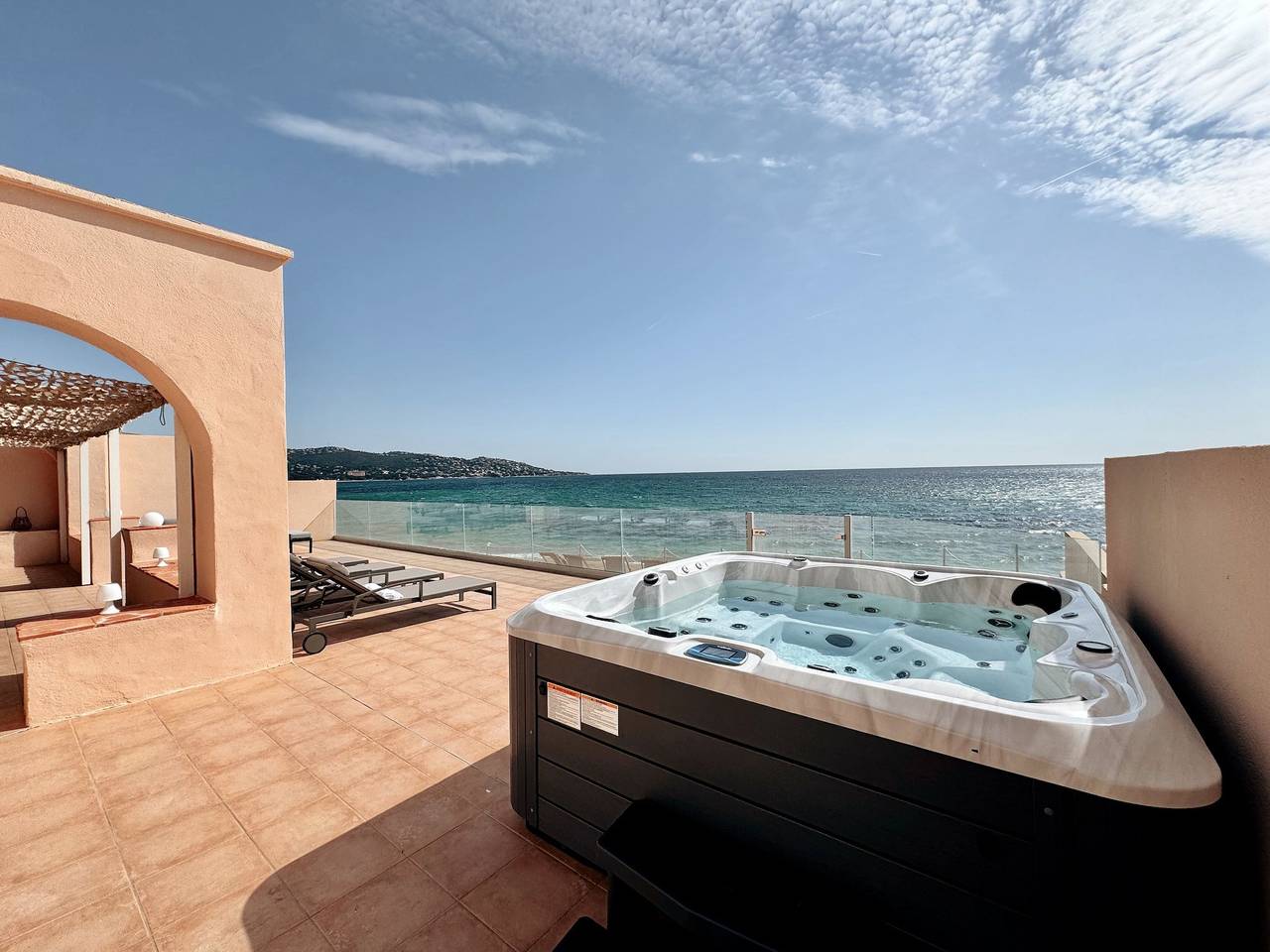 Villa pieds dans l eau la Nartelle in La Nartelle, Sainte-Maxime