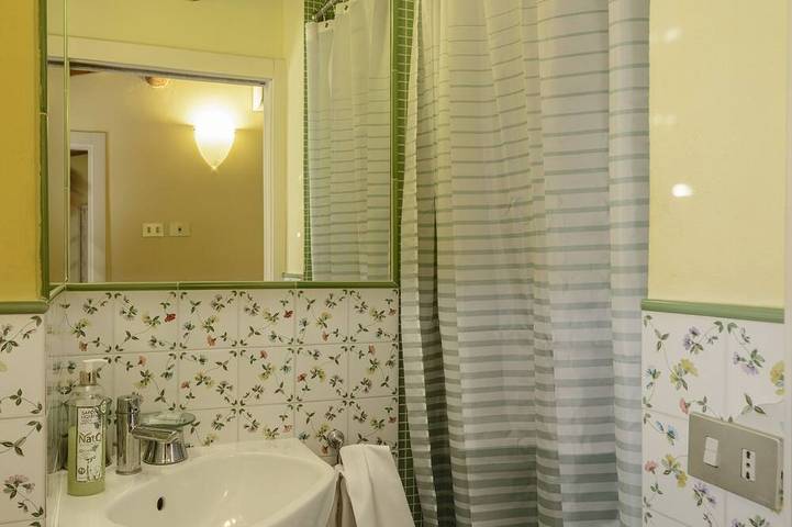 \"Het appartement waarin u op zoek bent naar in het hart van San Gimignano\" .... boek nu! in San Gimignano, Provincie Siena