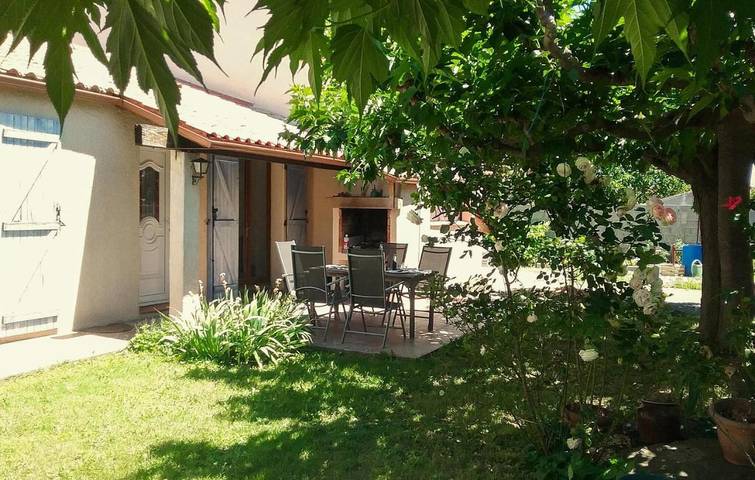 Location de vacances pour 8 personnes, avec piscine à Argeliers - 2