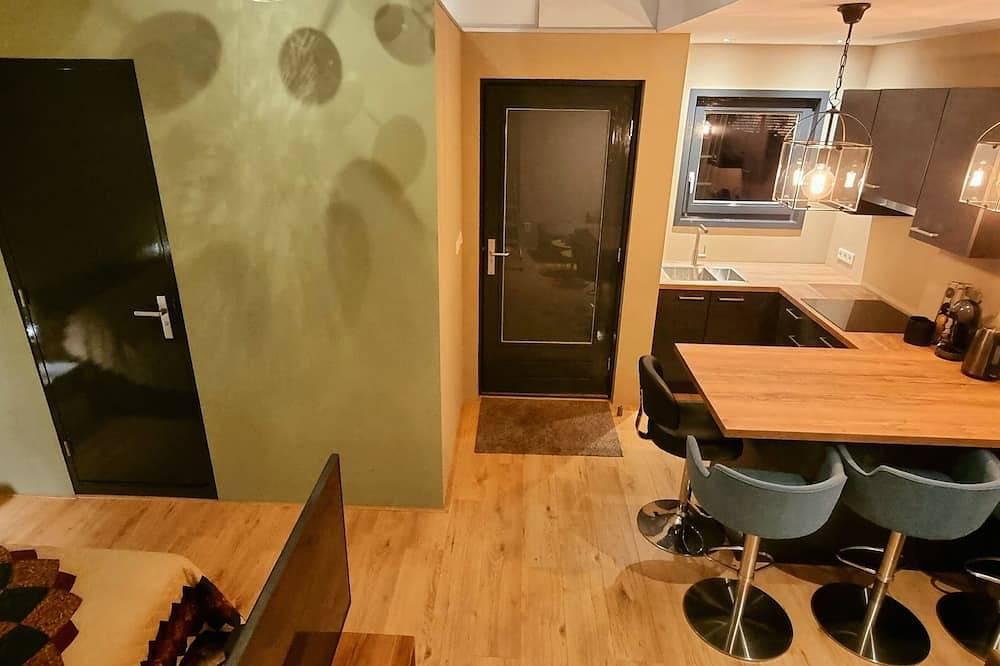Geheel appartement, Gloednieuw appartement vlakbij van Amsterdam, gratis parkeren in Nederlandse kust
