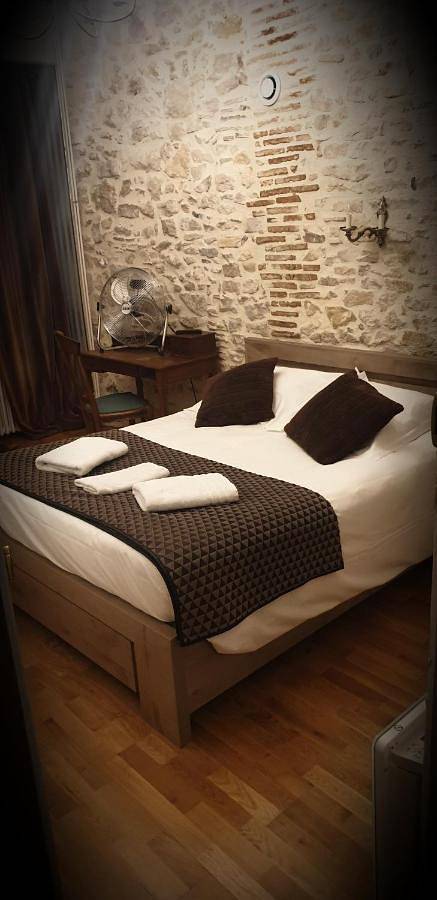 Chambre d’hôte pour 8 personnes, avec Balcon ainsi que Terrasse et Vue